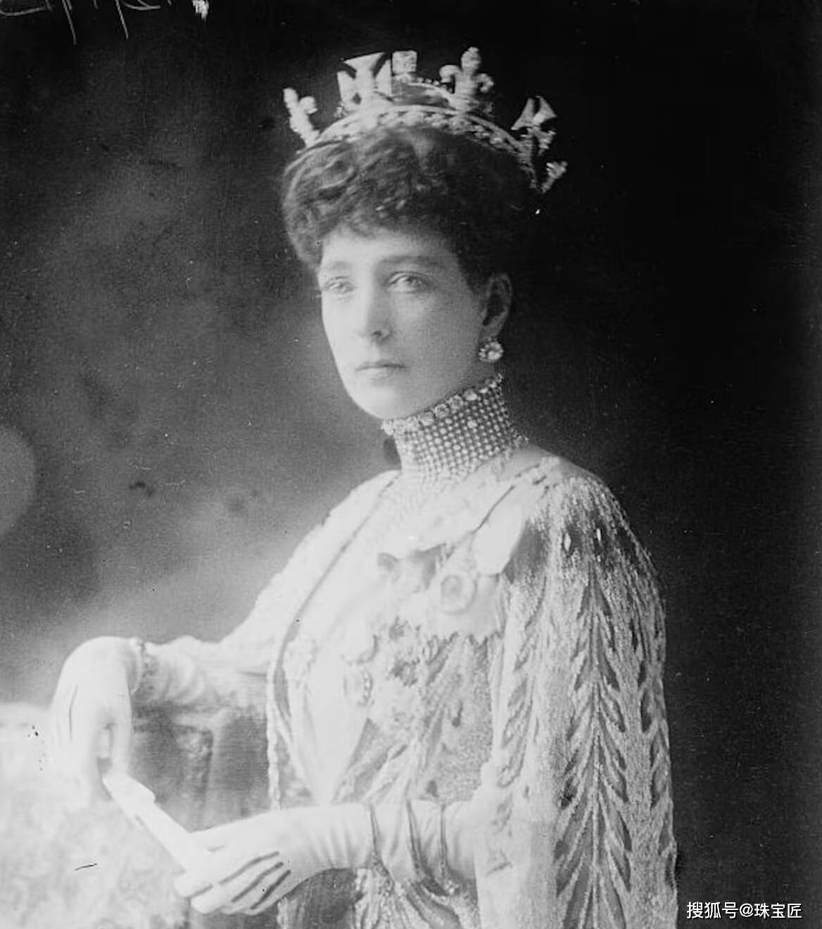 开元棋牌下载|成人礼开战斗机继承箱里装满传世冠冕!挪威00后女王储才是真·隐藏王者!(图8) 开元棋牌下载|成人礼开战斗机继承箱里装满传世冠冕!挪威00后女王储才是真·隐藏王者!(图8)