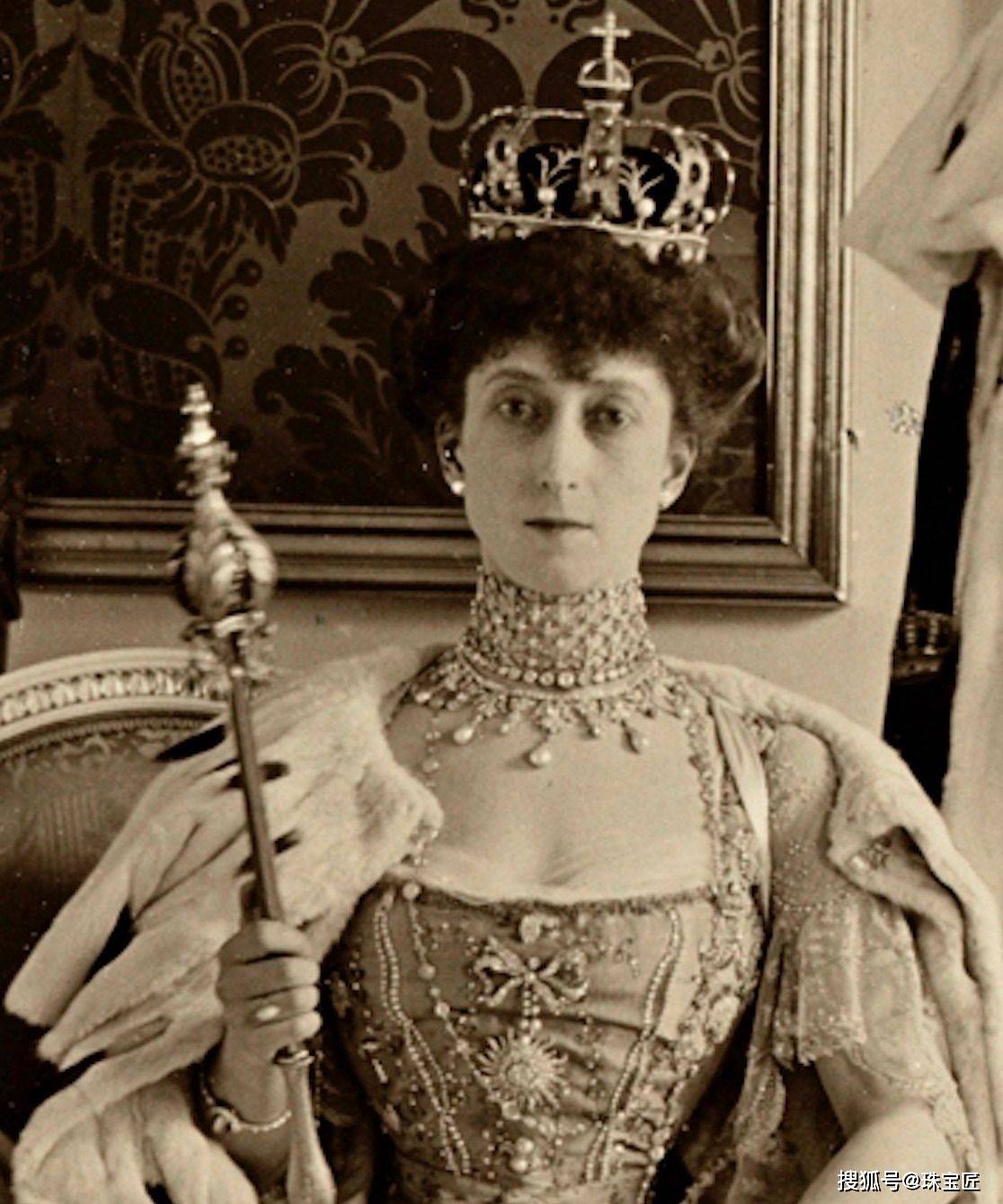 开元棋牌下载|成人礼开战斗机继承箱里装满传世冠冕!挪威00后女王储才是真·隐藏王者!(图56) 开元棋牌下载|成人礼开战斗机继承箱里装满传世冠冕!挪威00后女王储才是真·隐藏王者!(图56)